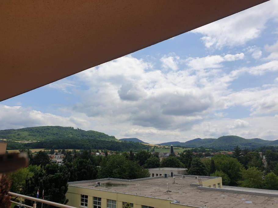 Mezonetovy Apartman V Centre Novej Dubnice Ilava Exteriér fotografie