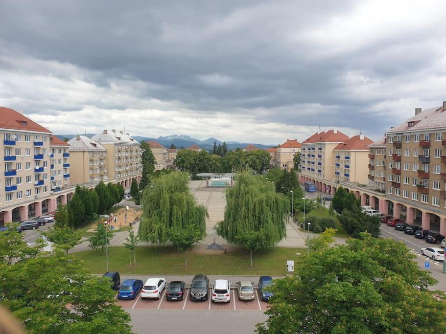 Mezonetovy Apartman V Centre Novej Dubnice Ilava Exteriér fotografie