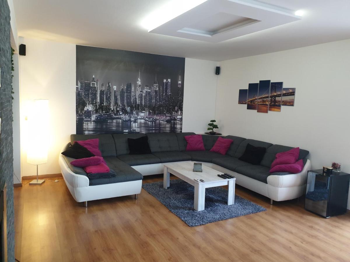 Mezonetovy Apartman V Centre Novej Dubnice Ilava Exteriér fotografie